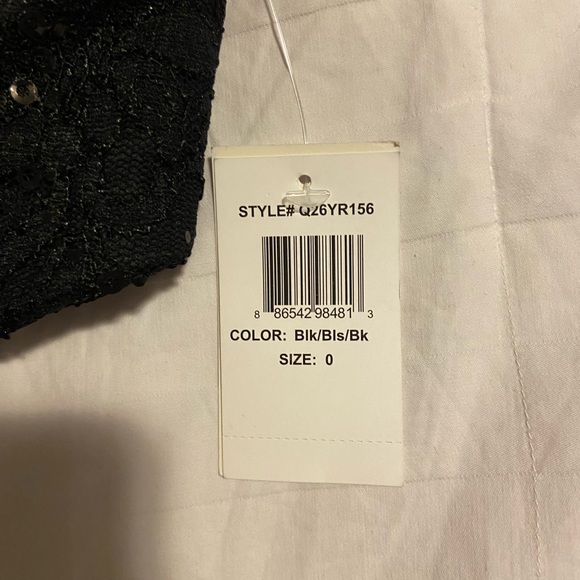 B.Dhrlin two piece , size 0 - Picture 7 of 7